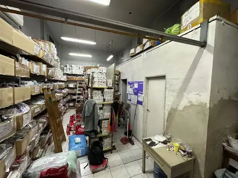 Av. Pres. Juan Domingo Peron 1200