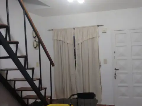 Depto Tipo Casa en Venta en Lomas Del Mirador, USD 69.000