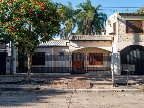 Casa en venta Barrio Sarmiento