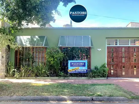 ALQUILER DE CASA DE  OLIVOS 3 AMB C/ COCHERA Y PATIO