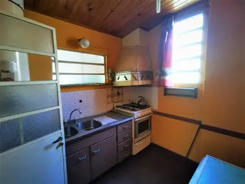 Casa en Venta con 4 cocheras