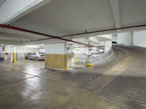 Dos cocheras fijas en Recoleta, a media cuadra del cementerio