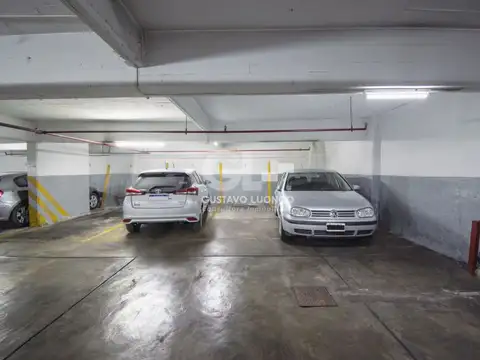 Dos cocheras fijas en Recoleta, a media cuadra del cementerio