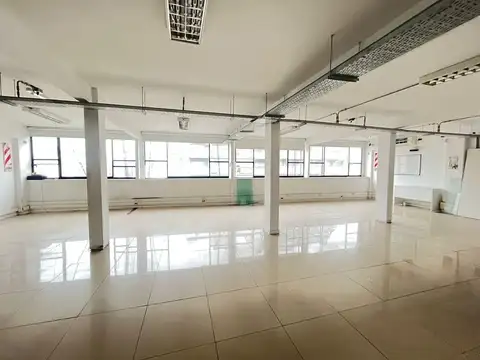 Oficina en Venta en Balvanera, Capital Federal