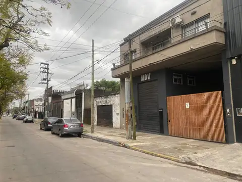Av. Presidente Perón 100