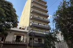 Edificio de 9 pisos | 3 y 4 amb | Parque Chacabuco de 1 Dormitorios