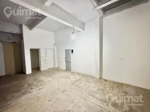 Local c/depósito en Villa Crespo