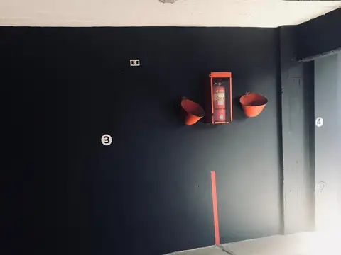 Peron 1900 , Piso 1º