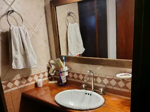 VENTA CASA 3 DORM., QUINCHO Y PILETA EN ESCOBAR