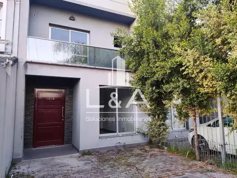 EN VENTA DÚPLEX 2 DORMITORIOS B° GRAND BOURG