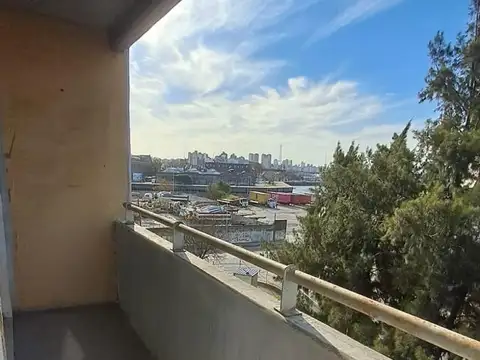 2 AMB CON BALCÓN EXCELENTE OPORTUNIDAD