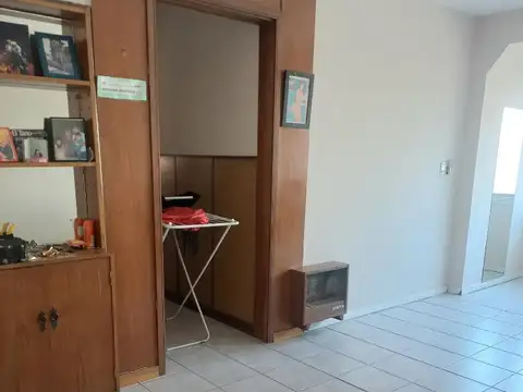 Unanue 600, Piso 5