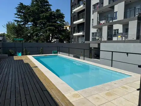 DEPARTAMENTO MONO CON AMENITIES Y COCHERA CASEROS