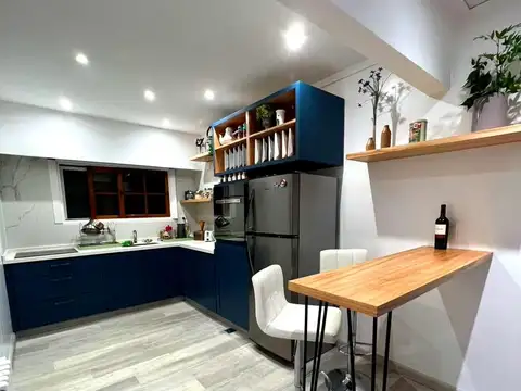 Casa 4 ambientes con 2 baños