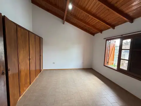Depto Tipo Casa en Alquiler 15 años