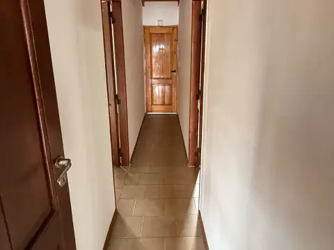Depto Tipo Casa en Alquiler de 3 ambientes