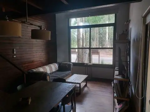 VENTA CASA DOS DORMITORIOS CAMPO TIMBÓ BARRIO PRIVADO