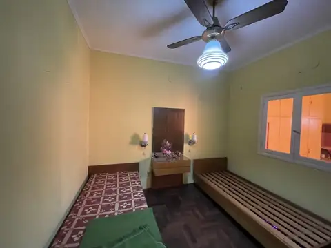 CASA 4 AMBIENTES EN VENTA