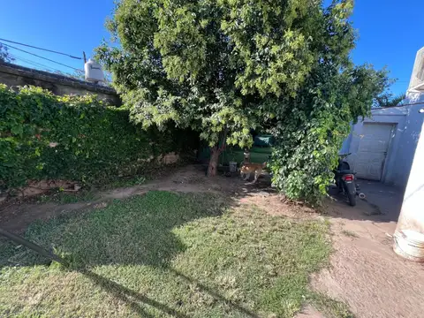 Vendo casa 2 dormitorios en B° industrial