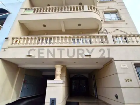 VENTA DEPARTAMENTO 2 DORMITORIOS CON COCHERA - BALCON - NEUQUEN Capital - Area Centro