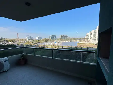Av. del Puerto al 600