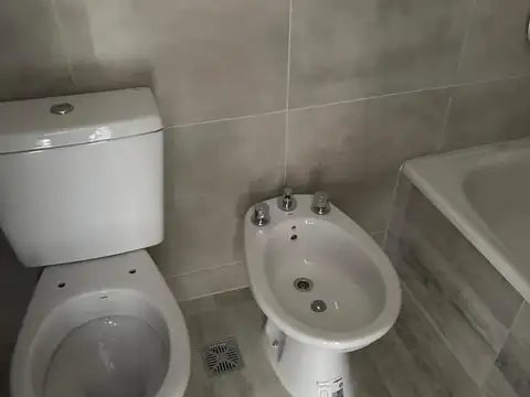 Departamento en Alquiler en Moron, $ 450.000