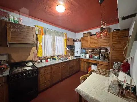 Depto Tipo Casa 3 ambientes con 2 baños