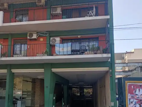 Cochera en venta en Parque Patricios