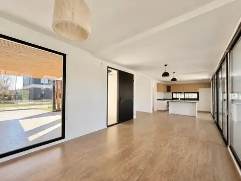 Casa en Alquiler en Nordelta Carpinchos, USD 2.500