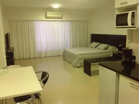 Bulnes 1300, Piso 4