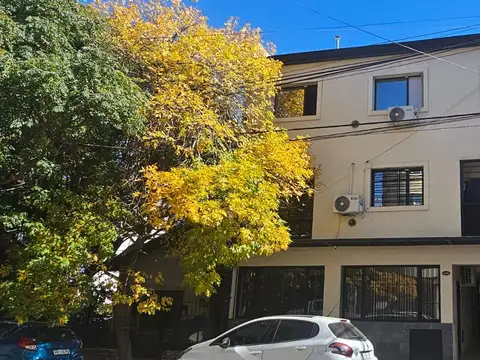 Duplex 3 dormitorios con cochera Centro Neuquén