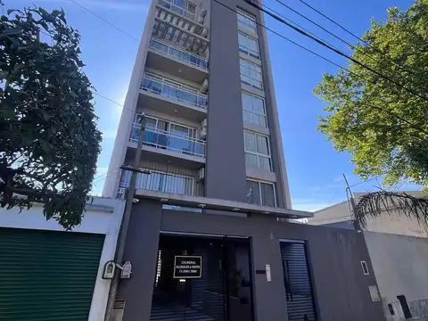 Flores De Estrada 5000, Piso 2