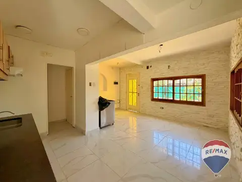 CASA EN VENTA EN LA PLATA - LOS HORNOS