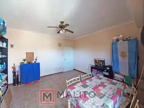 Venta Departamento 3 Ambientes 2° Piso con Balcon