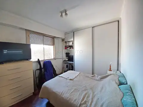 Venta Departamento 3 Ambientes 2° Piso con Balcon