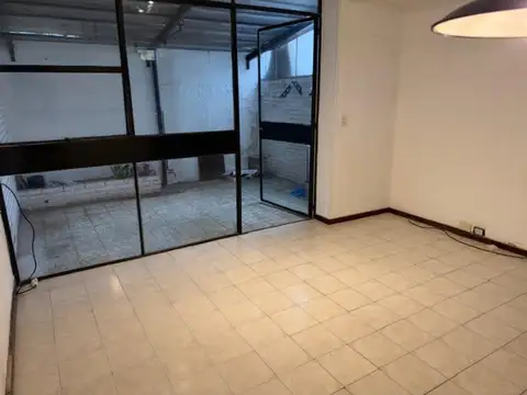 Casa en Alquiler en San Isidro Vías / Rolon, $ 1.000.000