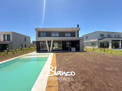 Casa en Venta en Pilará, La Calesa, Pilar, G.B.A. Zona Norte
