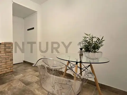 2 AMBIENTES EN AV DEL LIBERTADOR, RECOLETA CON DOBLE PATIO