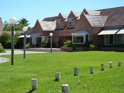 LOS CARDALES COUNTRY CLUB