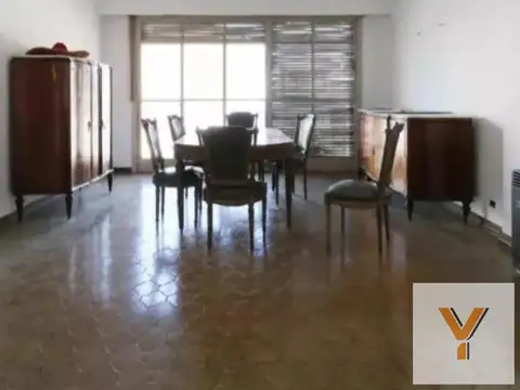 Departamento en venta - 2 Dormitorios 2 Baños - Flores