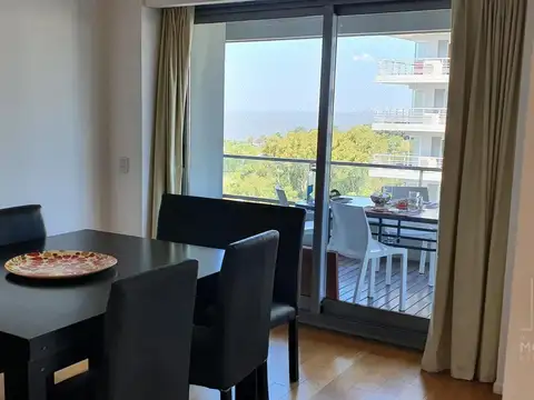 Departamento en Alquiler en Olivos Vias/Rio, USD 3.400