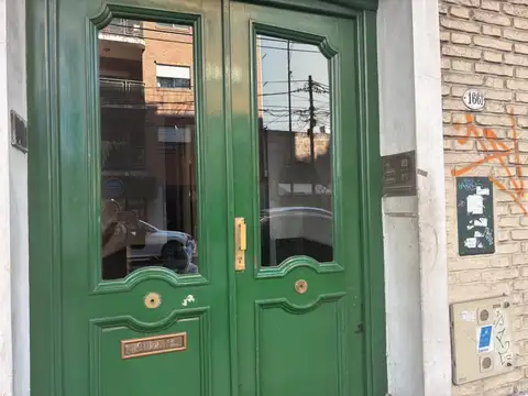 Departamento 2 ambientes en venta Olivos