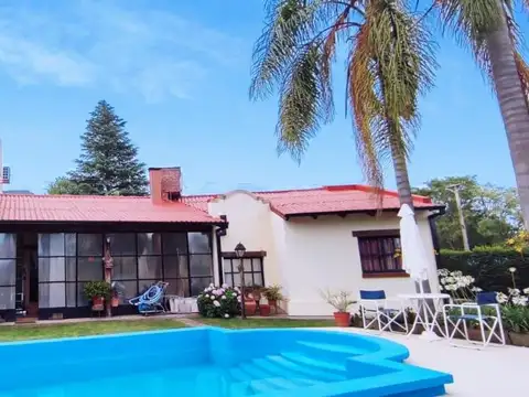 Casa en Venta en Villa SAN LORENZO CON DOS DEPARTAMENTOS 
