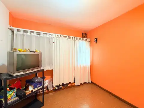 Nicolás Descalzi 5500