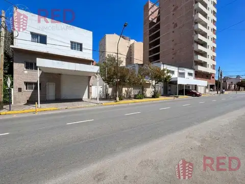 Oficinas en centro de Neuquén