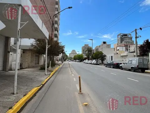 Local en Alquiler en Neuquén, $ 5.500.000