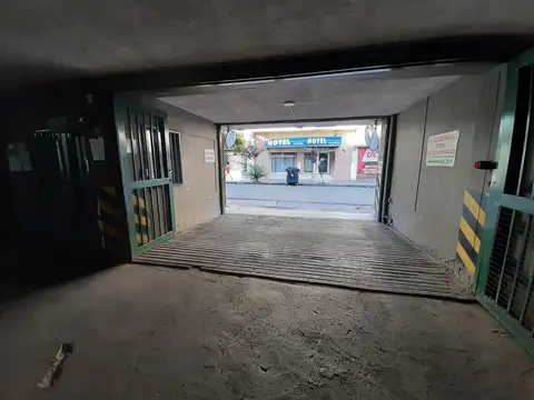 Venta cochera microcentro