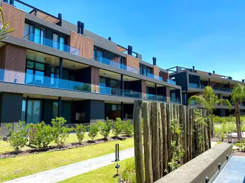 Avenida de los Lagos 3100