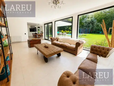 Casa en Venta de 4 dormitorios
