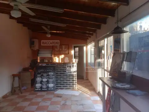 25 DE MAYO 300